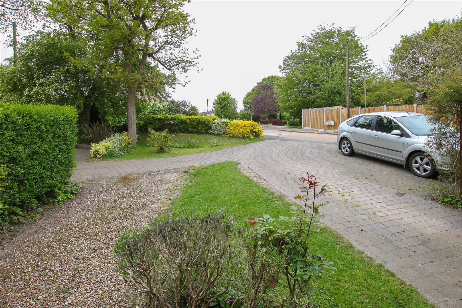 Beehive Chase, Hook End Keith Ashton